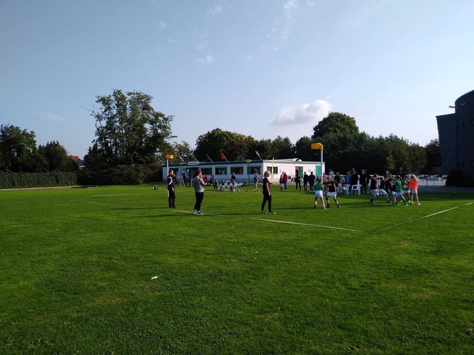 Wedstrijd bij het clubhuis